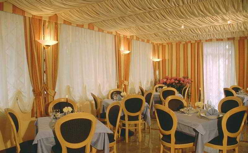 Park Hotel Dei Massimi Ρώμη Εστιατόριο φωτογραφία